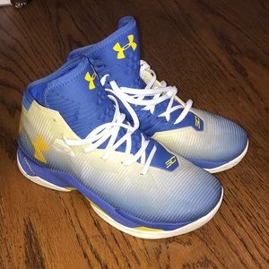 Steph Curry 2.5 basketball shoes